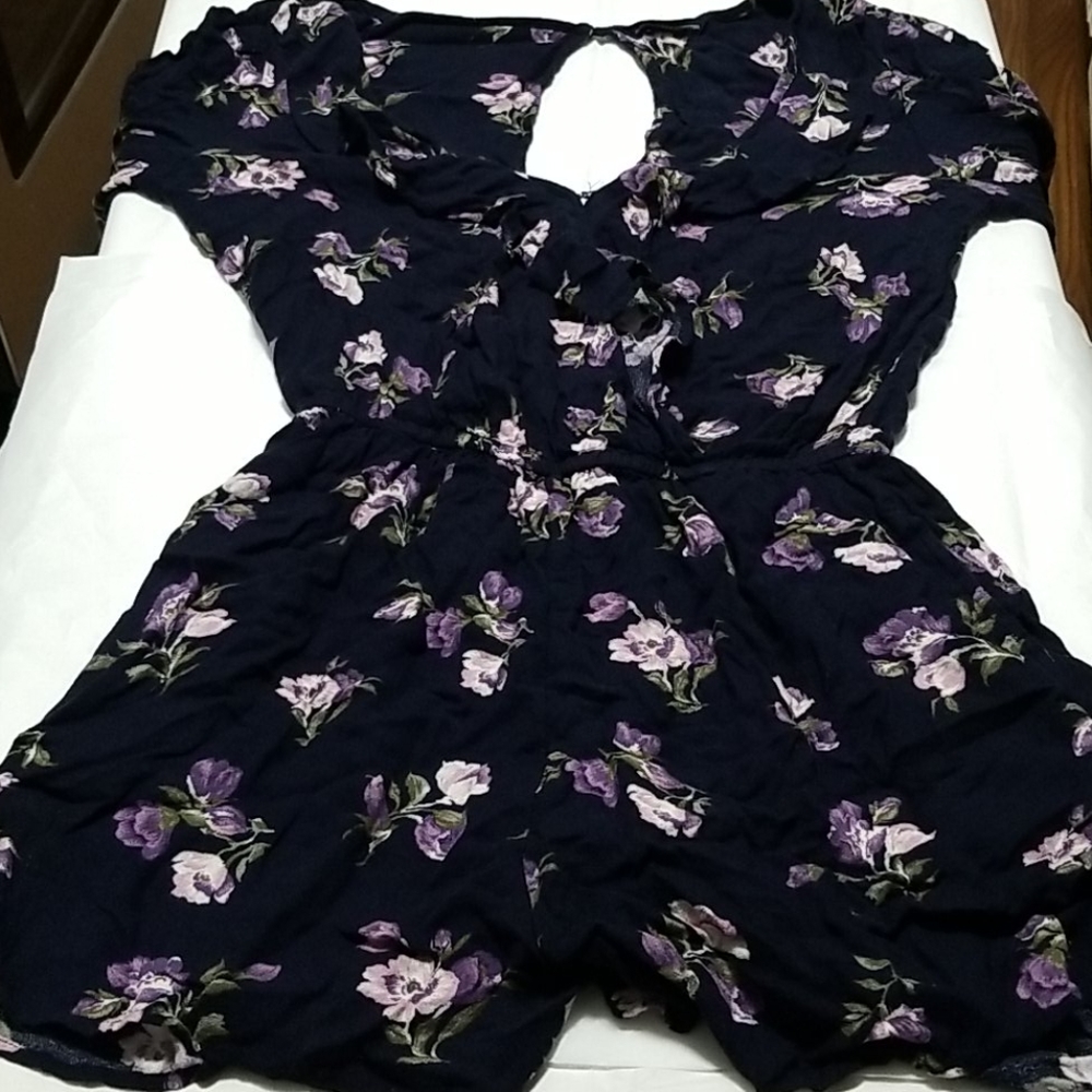 American Eagle romper